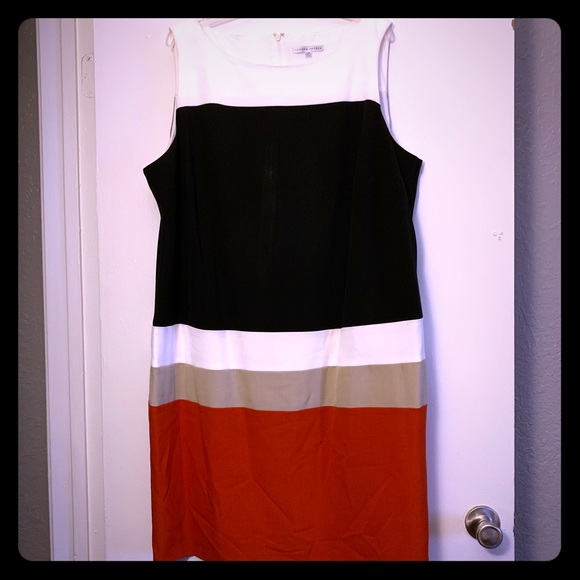 Sandra Darren Dresses & Skirts - Color block dress